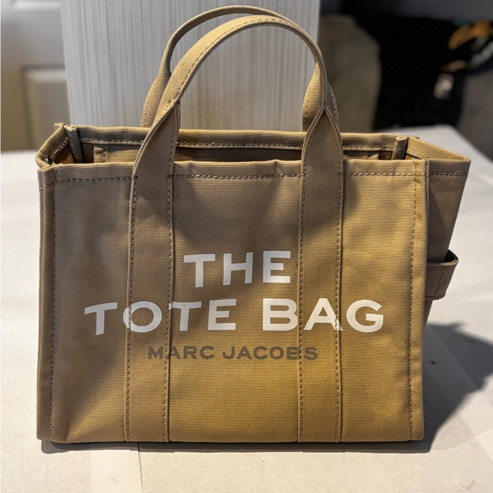 Marc Jacobs Brown Tote Bag
